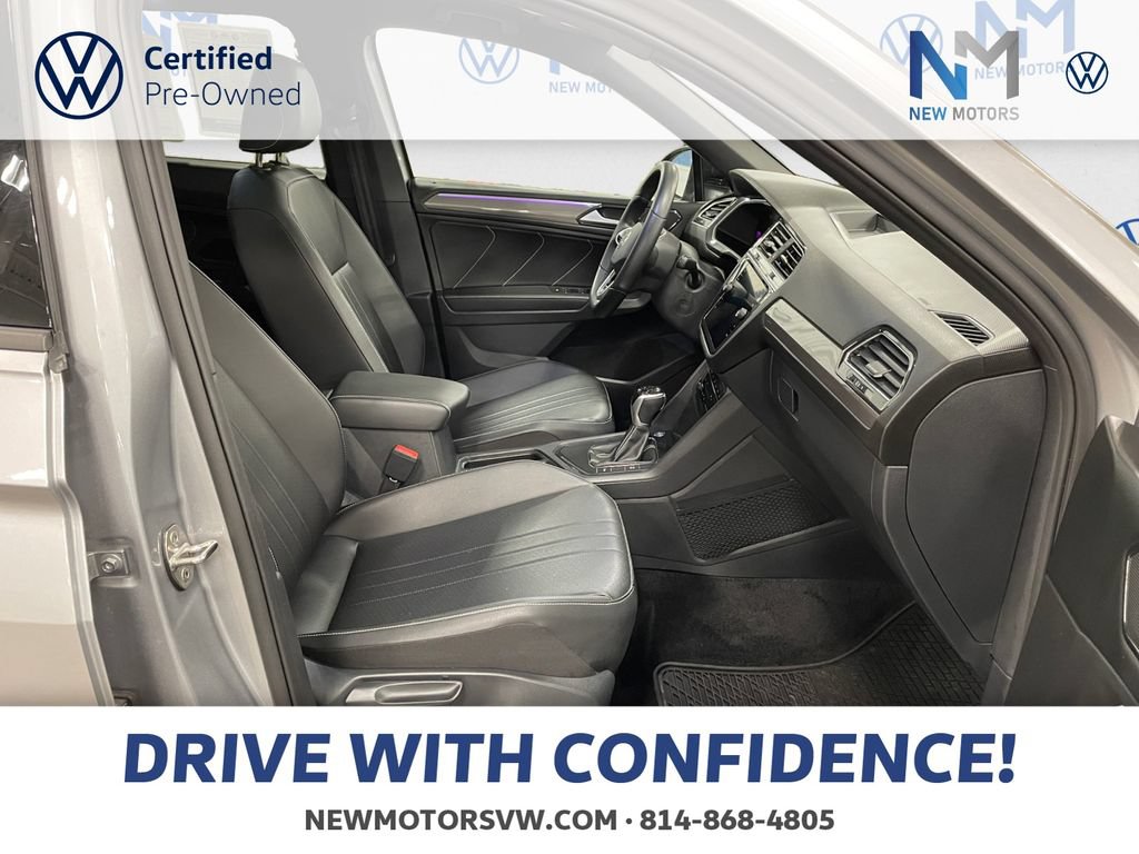 Used 2023 Volkswagen Tiguan SE R-Line FWD image 14