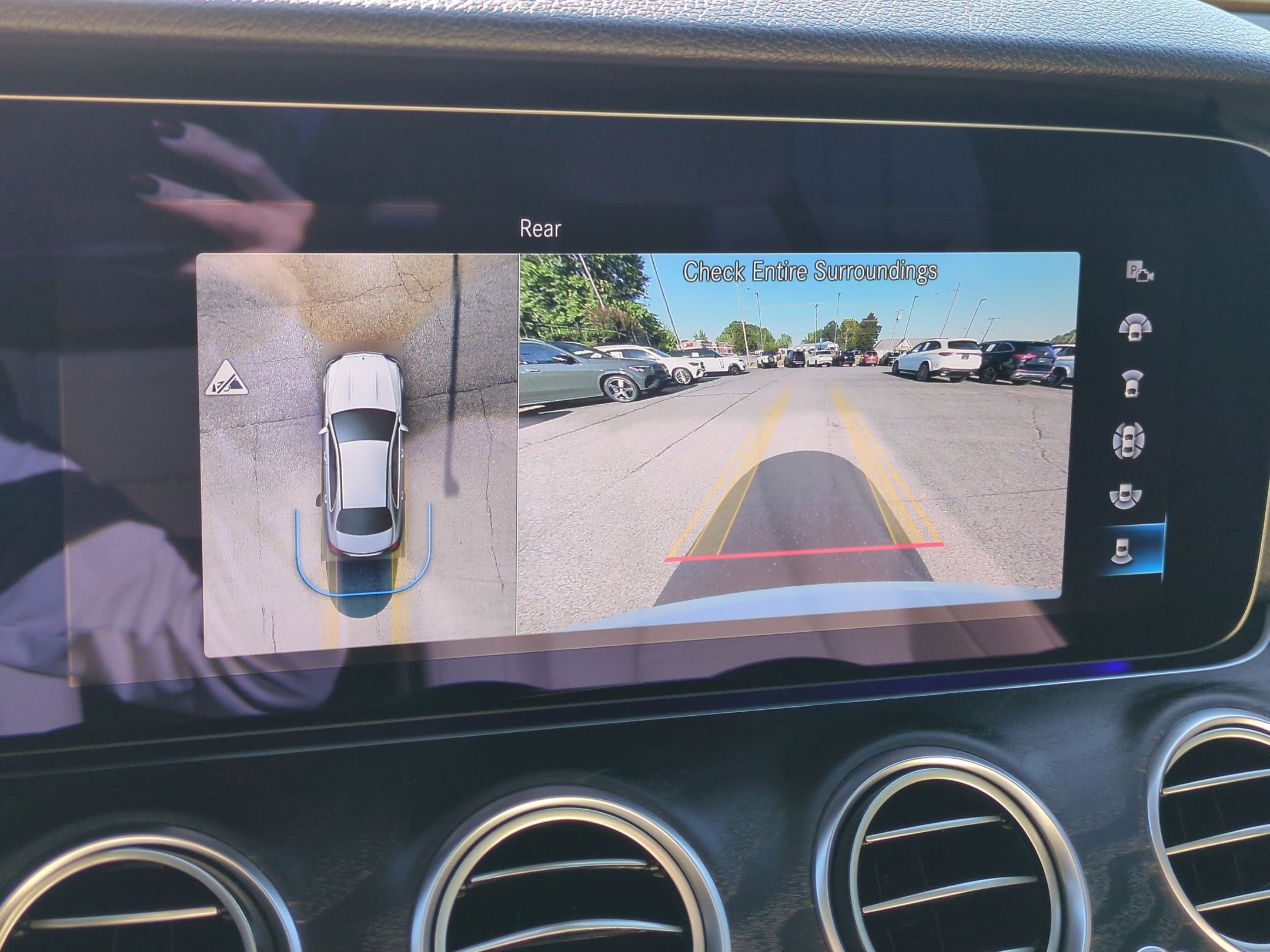 Used 2022 Mercedes-Benz E 450 4MATIC Sedan image 24