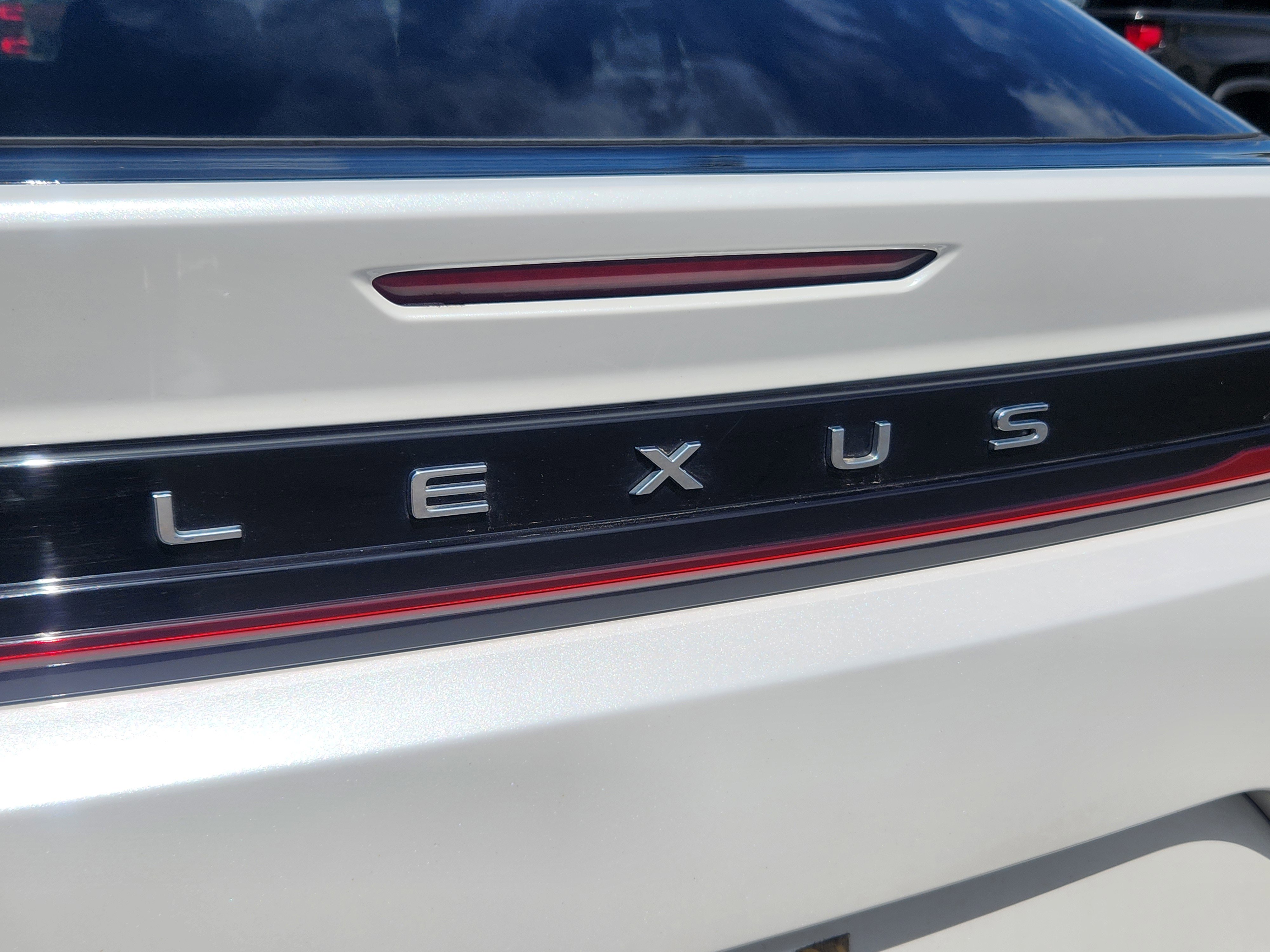 Used 2023 Lexus RZ 450e Premium w/ Technology Package AWD/4WD image 15