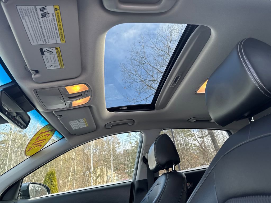 Used 2021 Hyundai Kona Ultimate w/ Cargo Package image 19