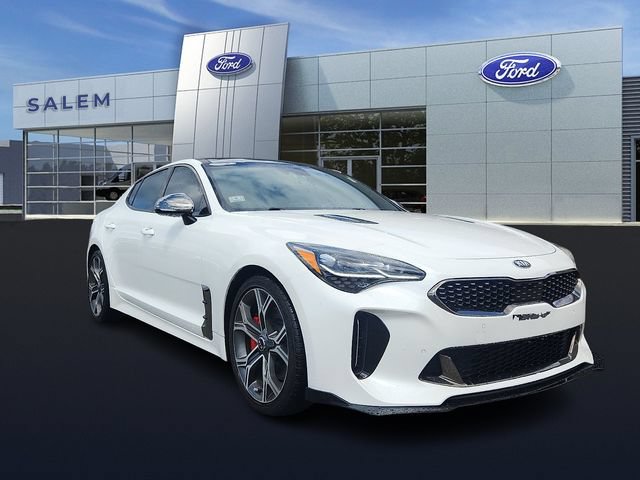 Used 2018 Kia Stinger GT2 RWD image 1