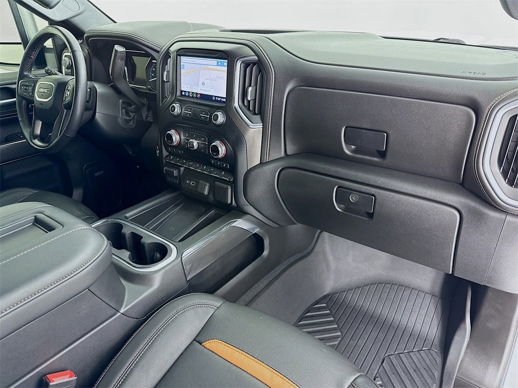 Used 2020 GMC Sierra 2500 AT4 w/ AT4 Premium Package image 29