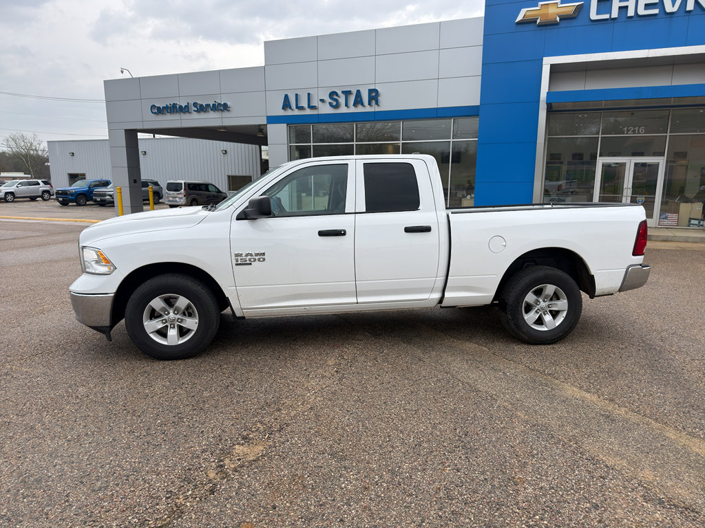 Used 2024 RAM 1500 Classic SLT RWD image 27