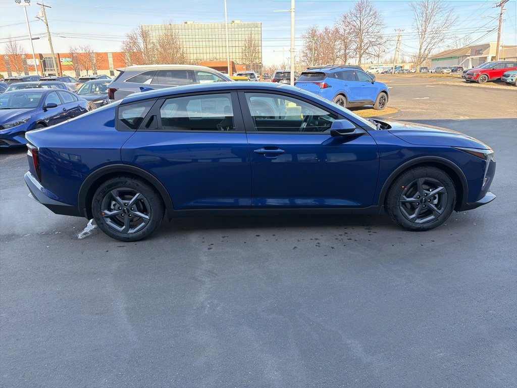New 2025 Kia K4 LXS image 5