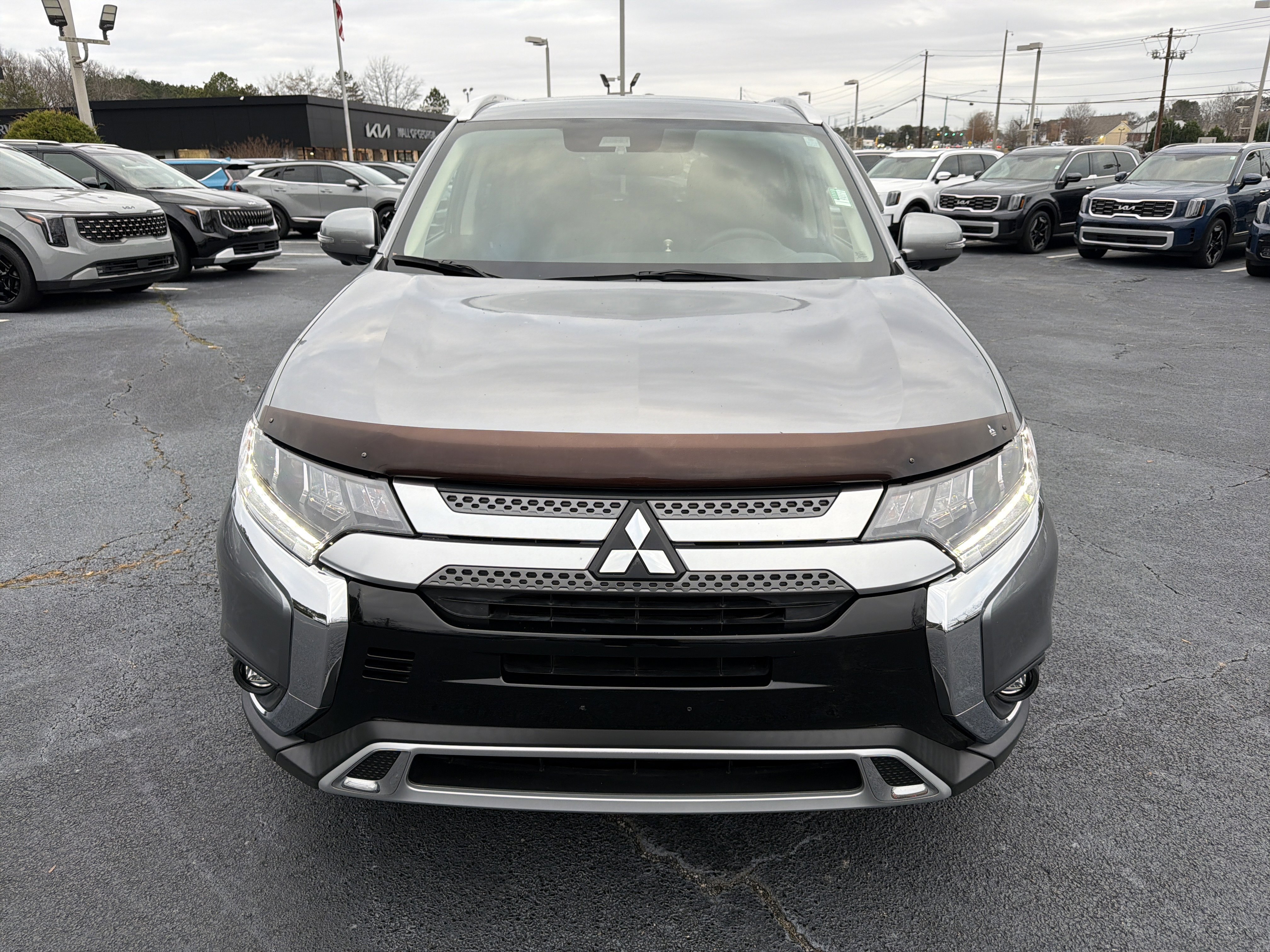 Used 2020 Mitsubishi Outlander SEL video 2