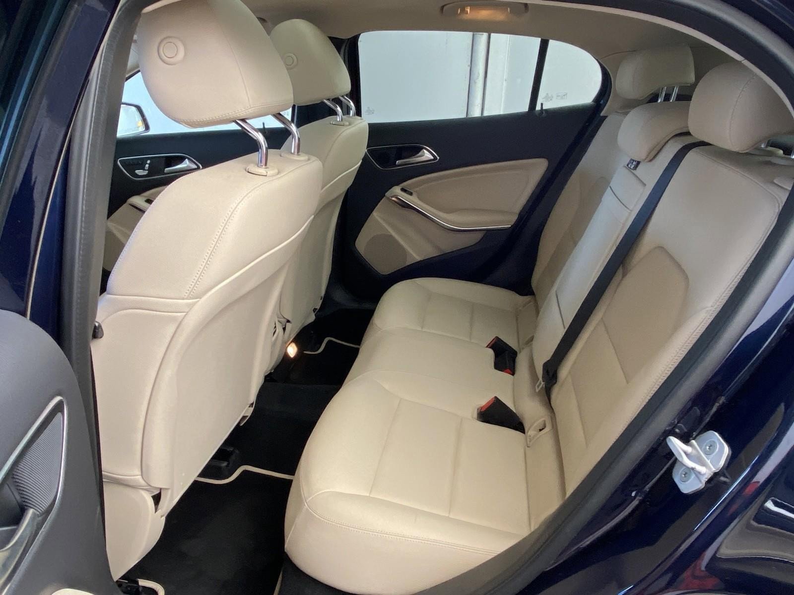 Used 2018 Mercedes-Benz GLA 250 4MATIC image 19