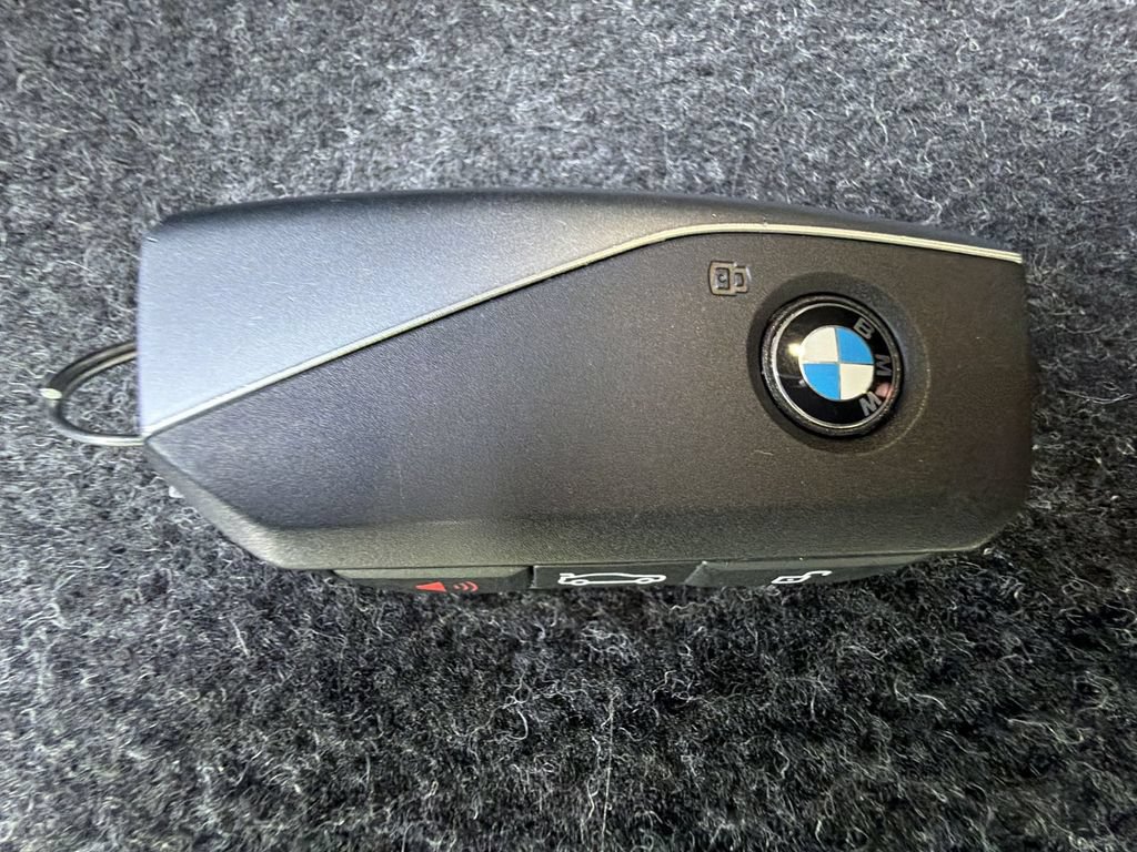 Used 2024 BMW 530i xDrive w/ Premium Package AWD/4WD image 28