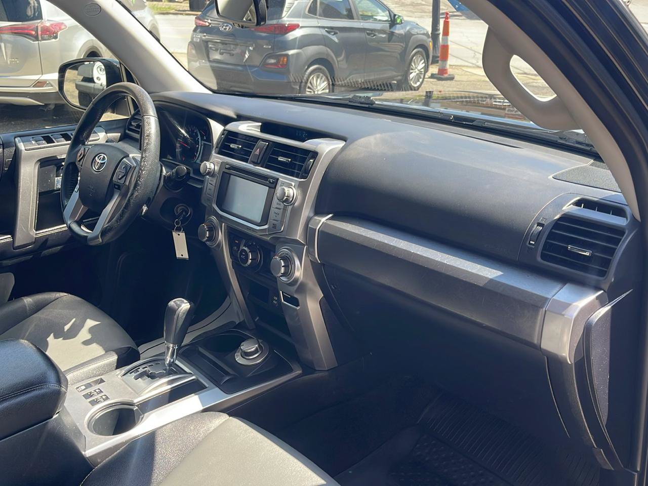 Used 2017 Toyota 4Runner SR5 Premium AWD/4WD image 22