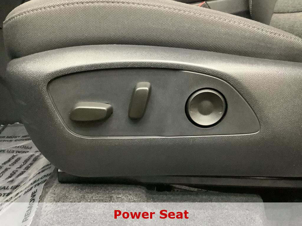 Used 2025 GMC Acadia Elevation image 15