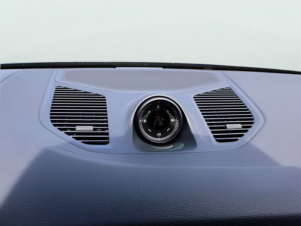 New 2026 Porsche Cayenne Coupe AWD/4WD image 22