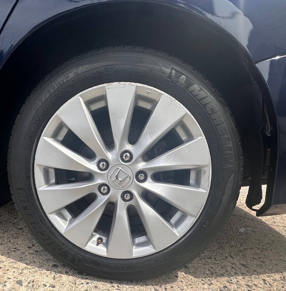 Used 2013 Honda Accord EX image 28
