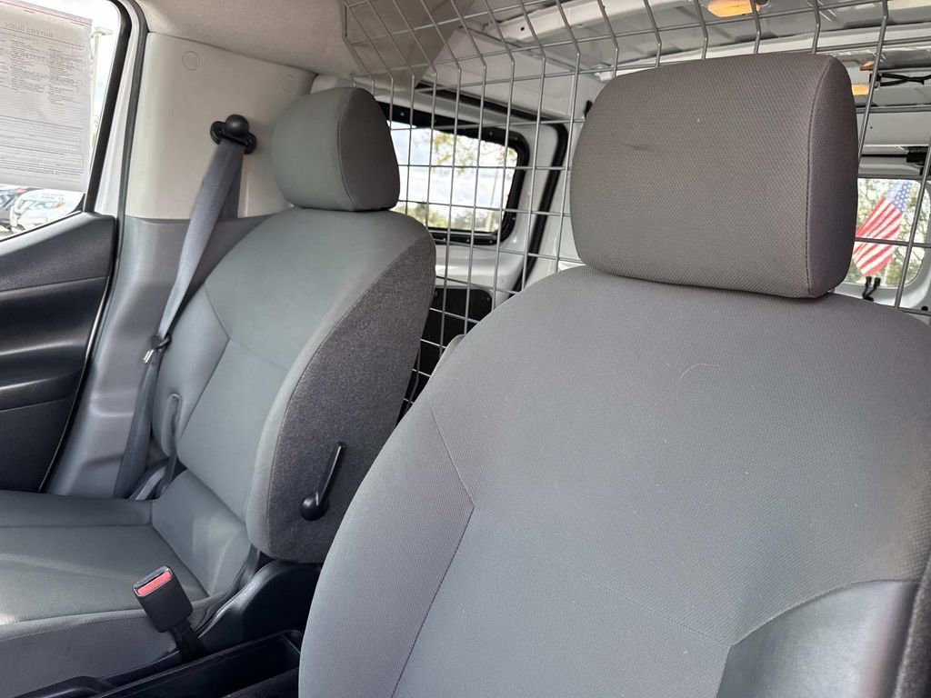 Used 2021 Nissan NV200 SV w/ Back Door Glass Package image 18