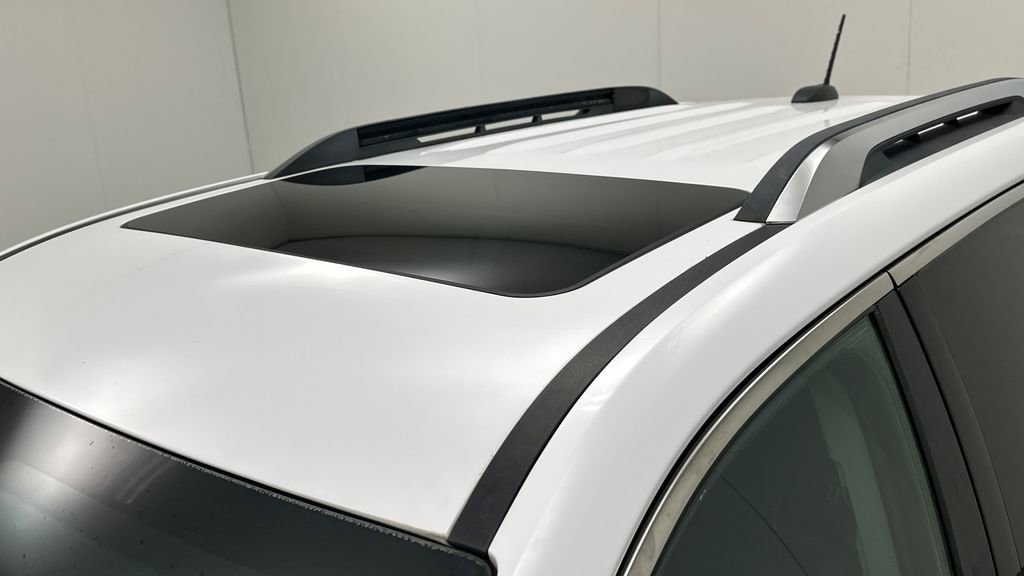 Used 2016 GMC Terrain SLT w/ Open Road Package image 12