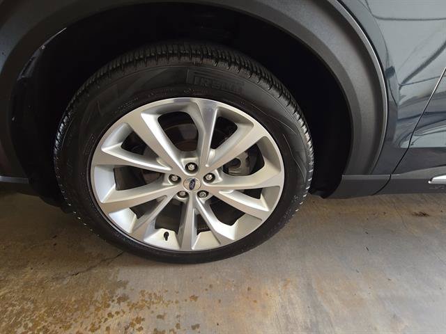 Used 2022 Ford Explorer Platinum w/ Equipment Group 601A RWD image 29