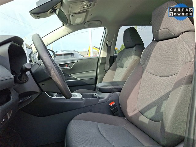Used 2025 Toyota RAV4 XLE image 13