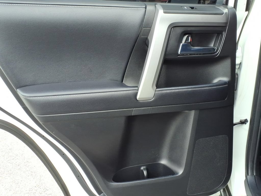 Used 2019 Toyota 4Runner SR5 Premium AWD/4WD image 21