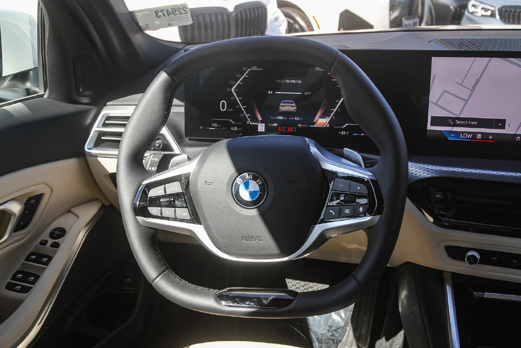 Used 2026 BMW 330i Sedan w/ Convenience Package RWD image 11