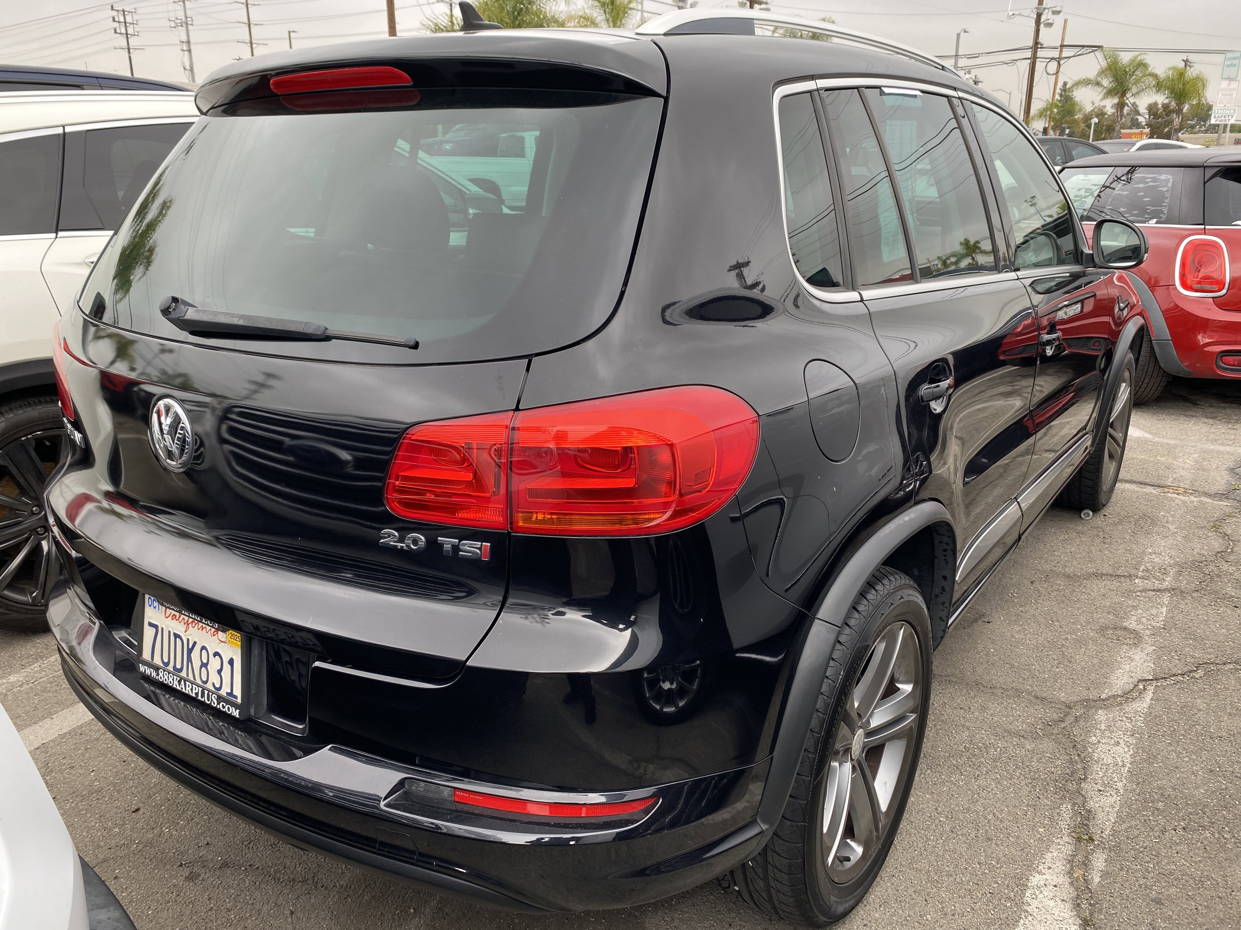 Used 2017 Volkswagen Tiguan Sport image 5