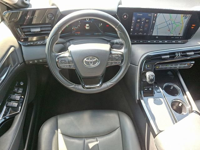 Used 2022 Toyota Mirai w/ Advanced Technology Package RWD image 11