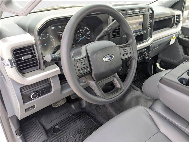 New 2024 Ford F550 2WD Regular Cab Super Duty image 3