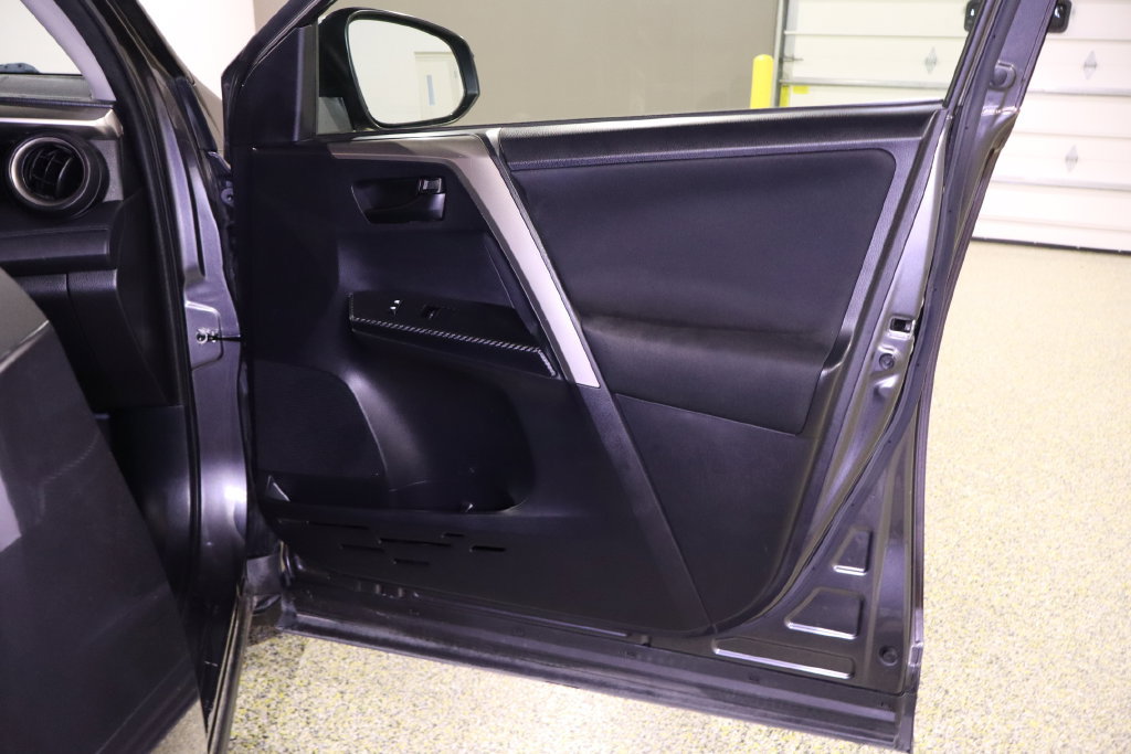 Used 2014 Toyota RAV4 LE FWD image 36