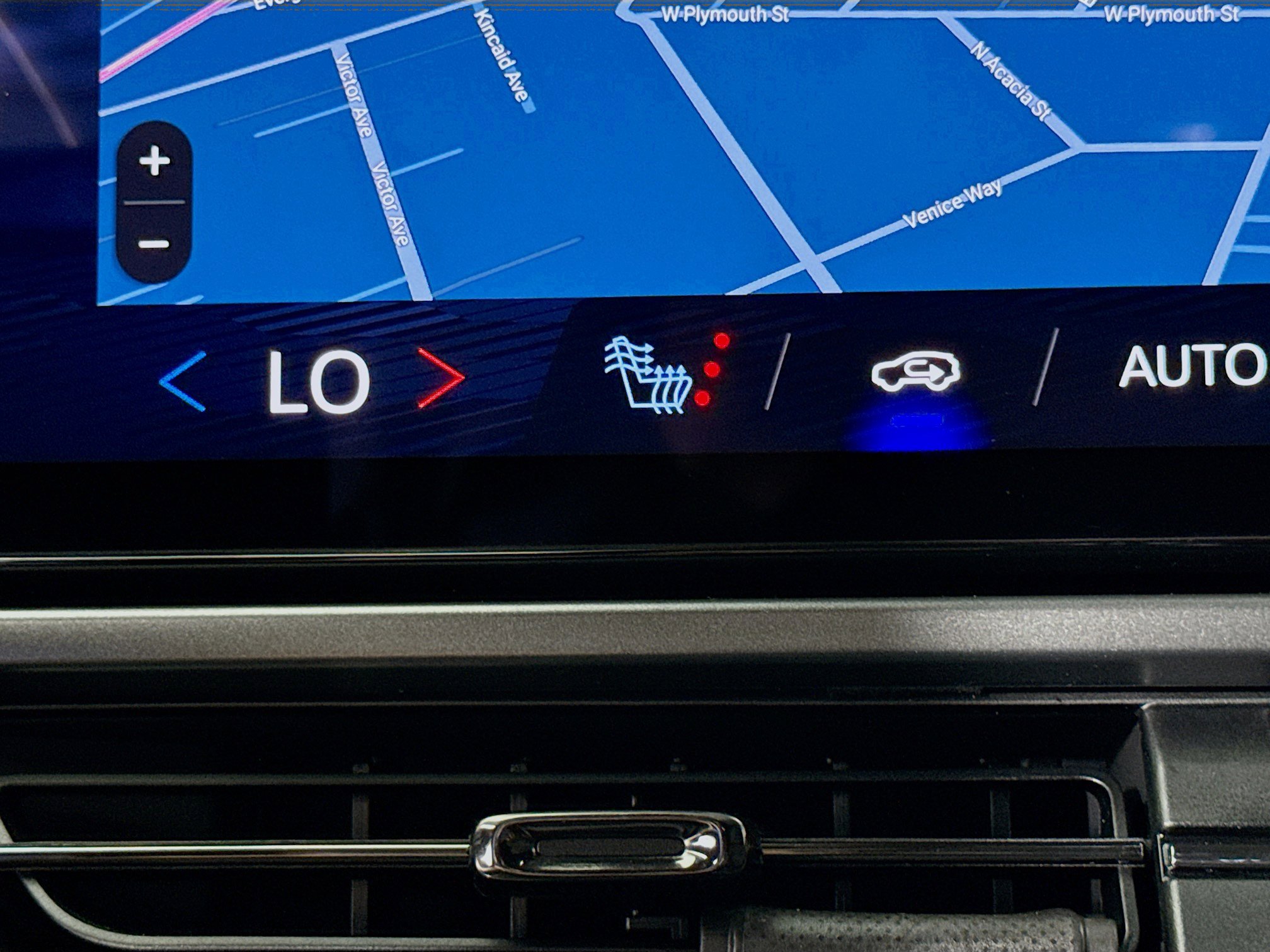 Used 2024 Chevrolet Equinox EV RS image 21