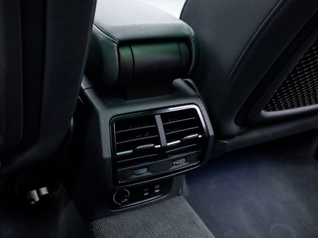 Used 2021 Audi Q3 2.0T Premium w/ Convenience Package image 19