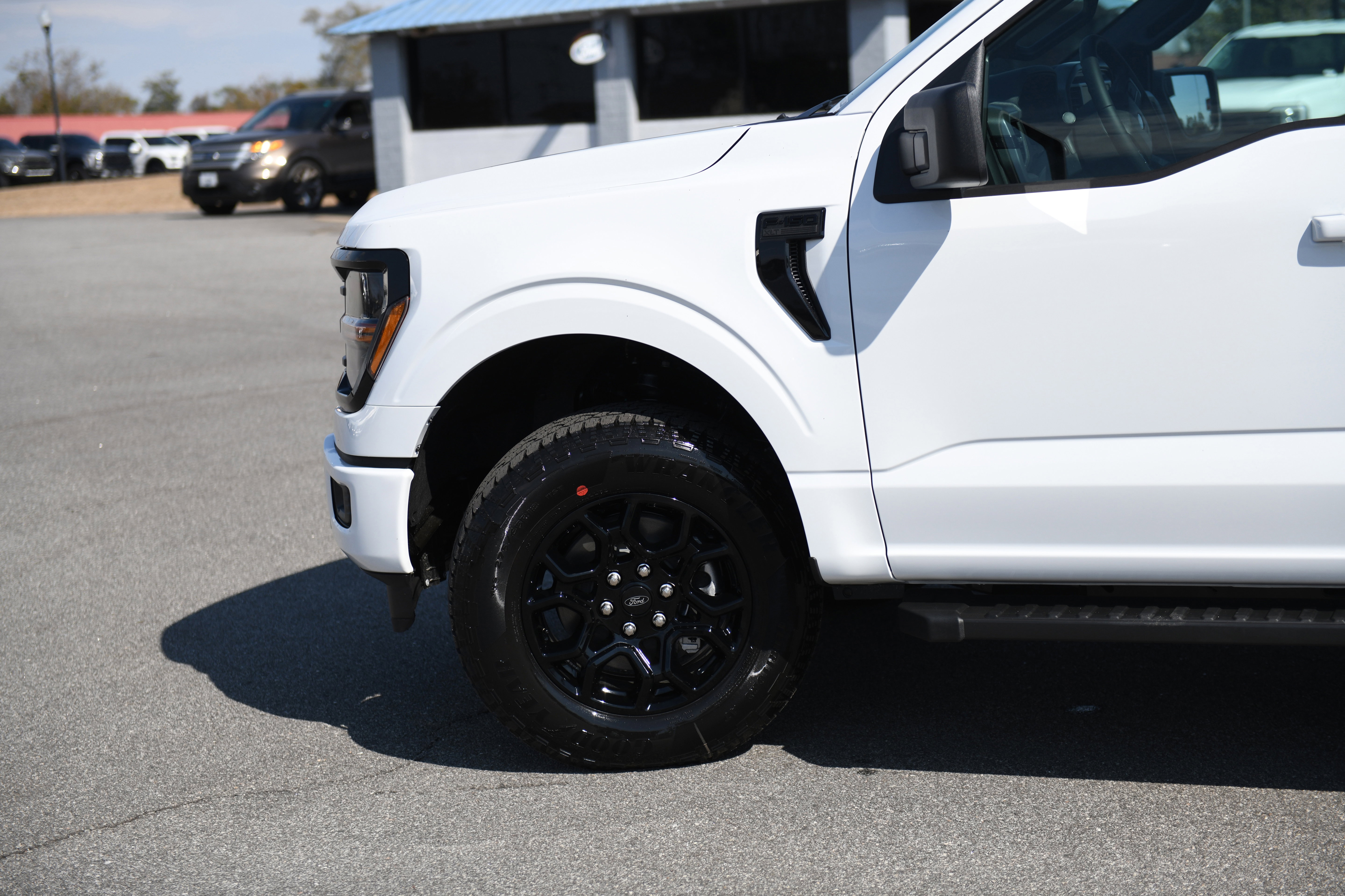 New 2026 Ford F150 XLT w/ XLT Black Appearance Package image 7