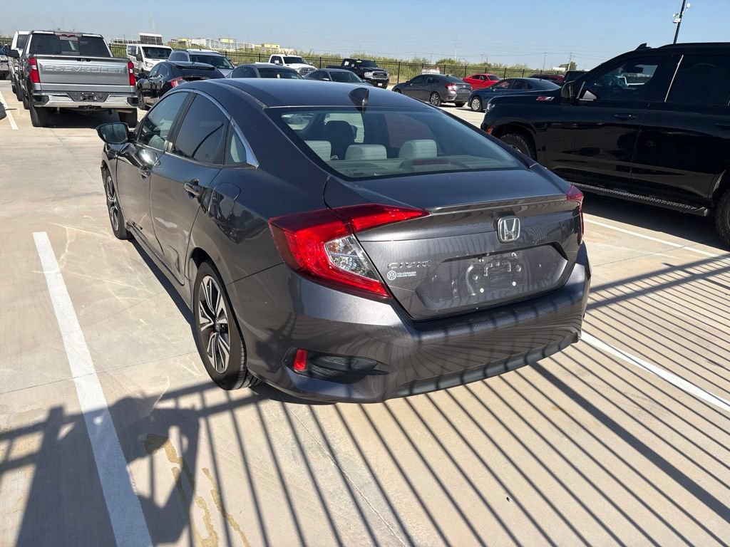 Used 2017 Honda Civic EX-T image 5