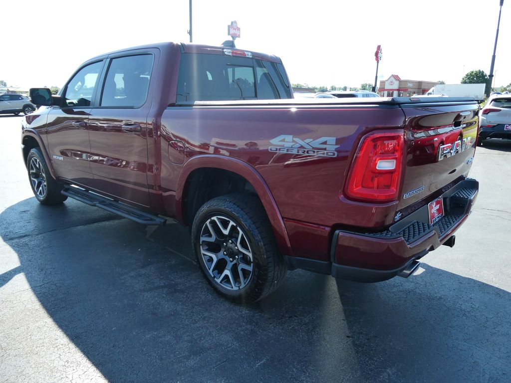 Used 2025 RAM 1500 Laramie w/ Sport Appearance Package AWD/4WD image 7