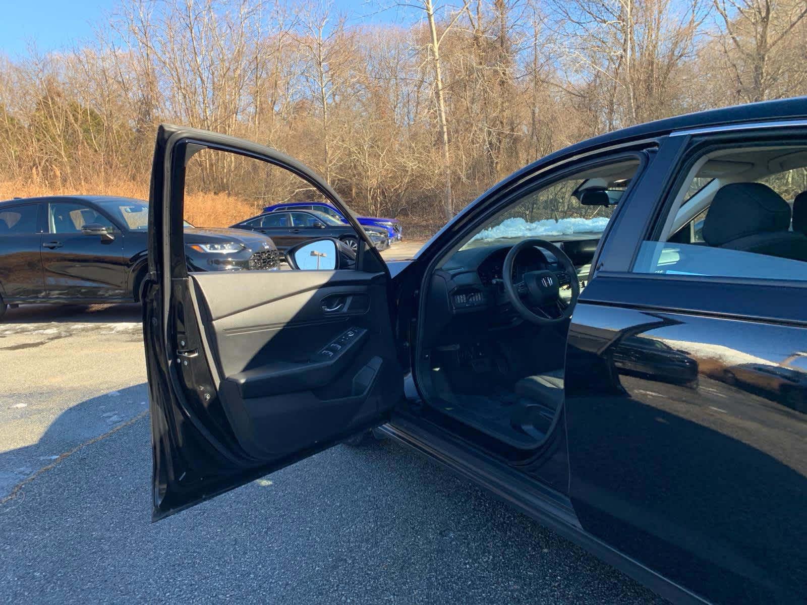 Used 2023 Honda Accord LX image 16