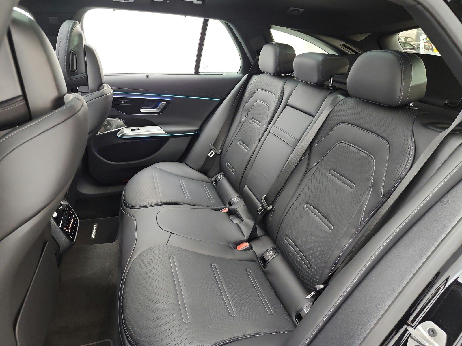 New 2026 Mercedes-Benz E 53 AMG e 4MATIC Wagon image 11