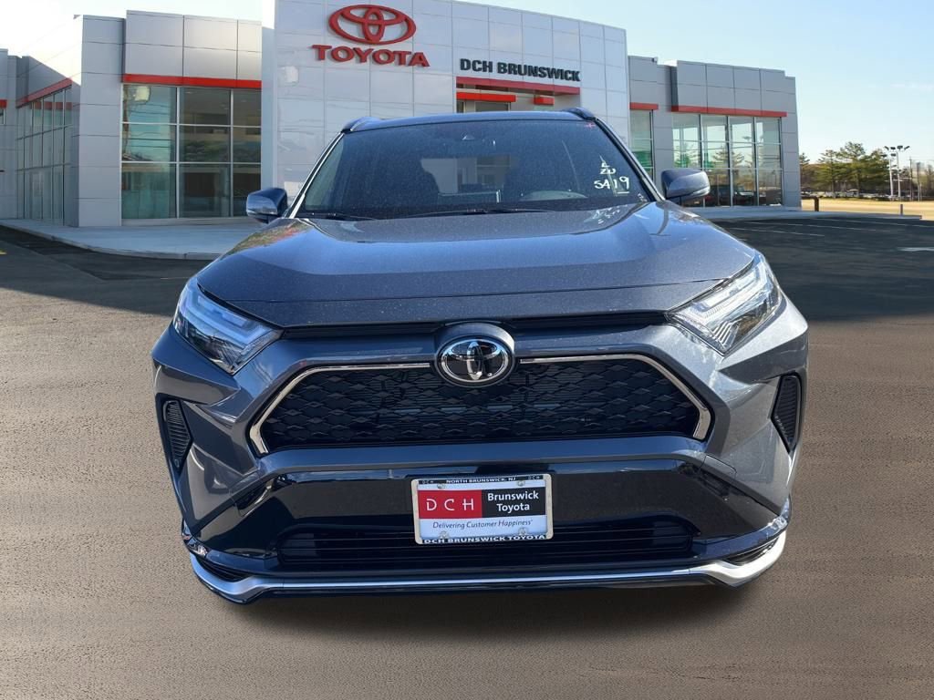 New 2025 Toyota RAV4 SE image 2