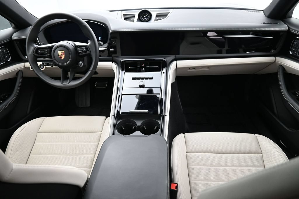 Certified 2026 Porsche Panamera 4 AWD/4WD image 27