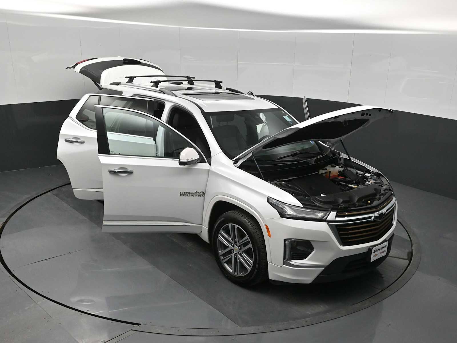 Used 2023 Chevrolet Traverse High Country image 35