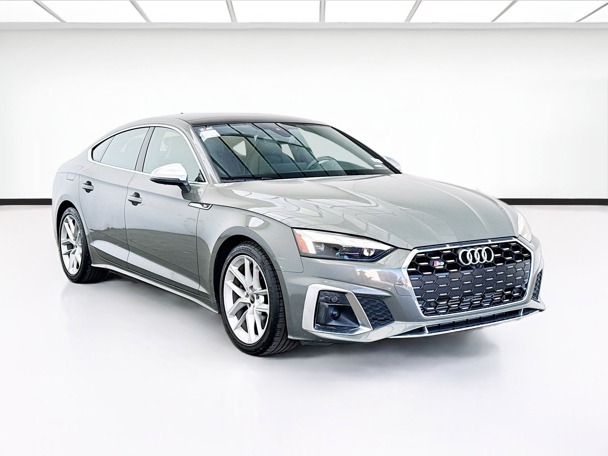 Used 2023 Audi S5 Premium Plus w/ Premium Plus Package AWD/4WD image 3