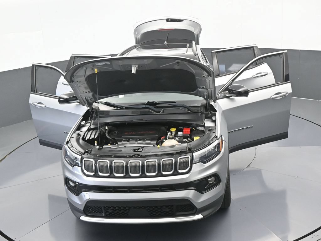 Used 2022 Jeep Compass Limited w/ Sun and Sound Group AWD/4WD image 69