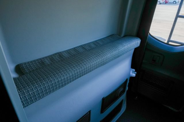 Used 2021 Mercedes-Benz Sprinter 2500 image 41