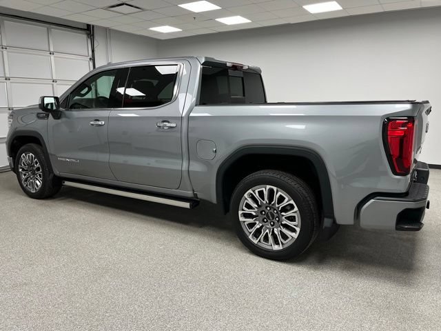 Used 2025 GMC Sierra 1500 Denali Ultimate AWD/4WD image 7
