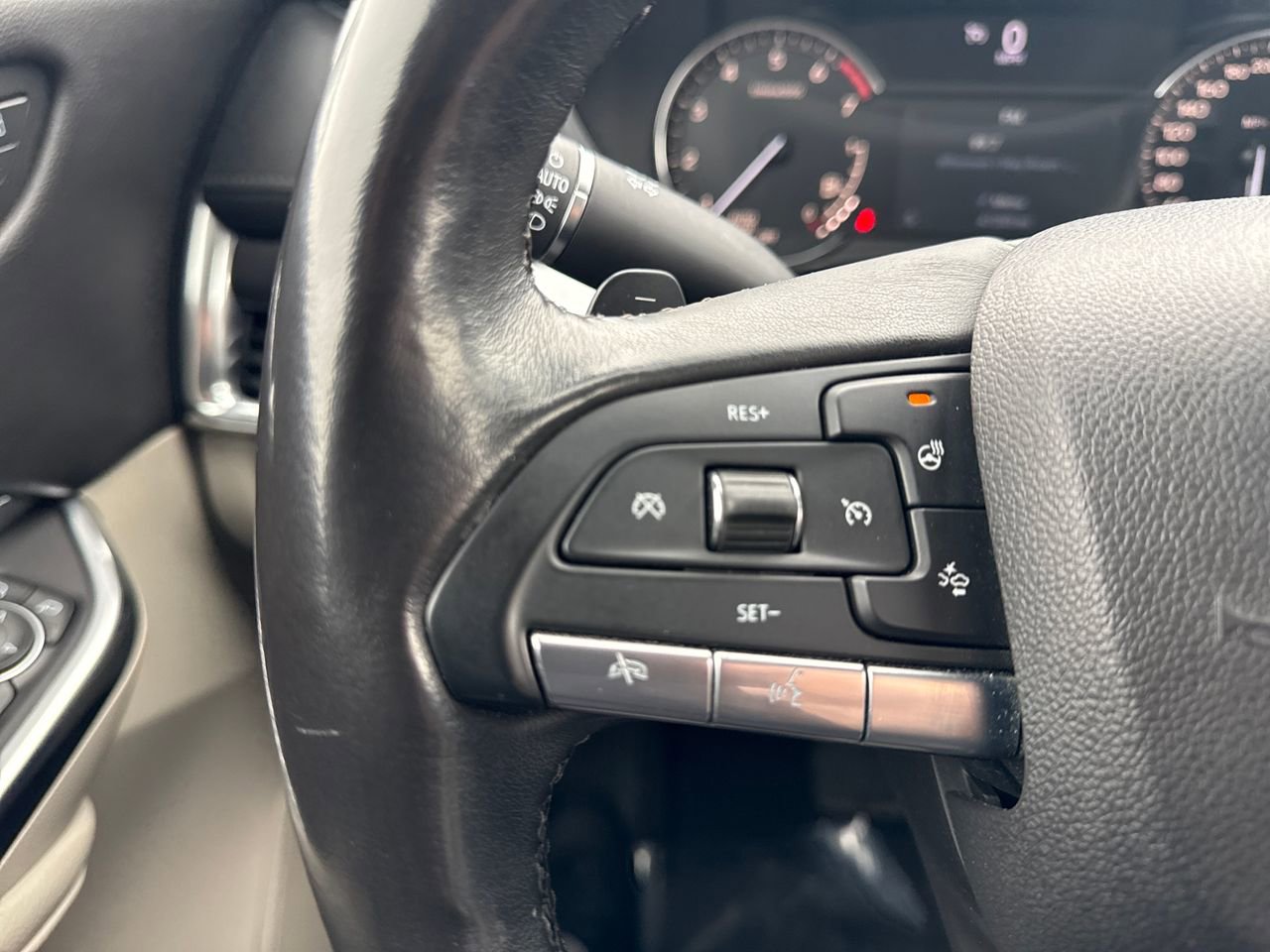 Used 2020 Cadillac XT4 Luxury image 25