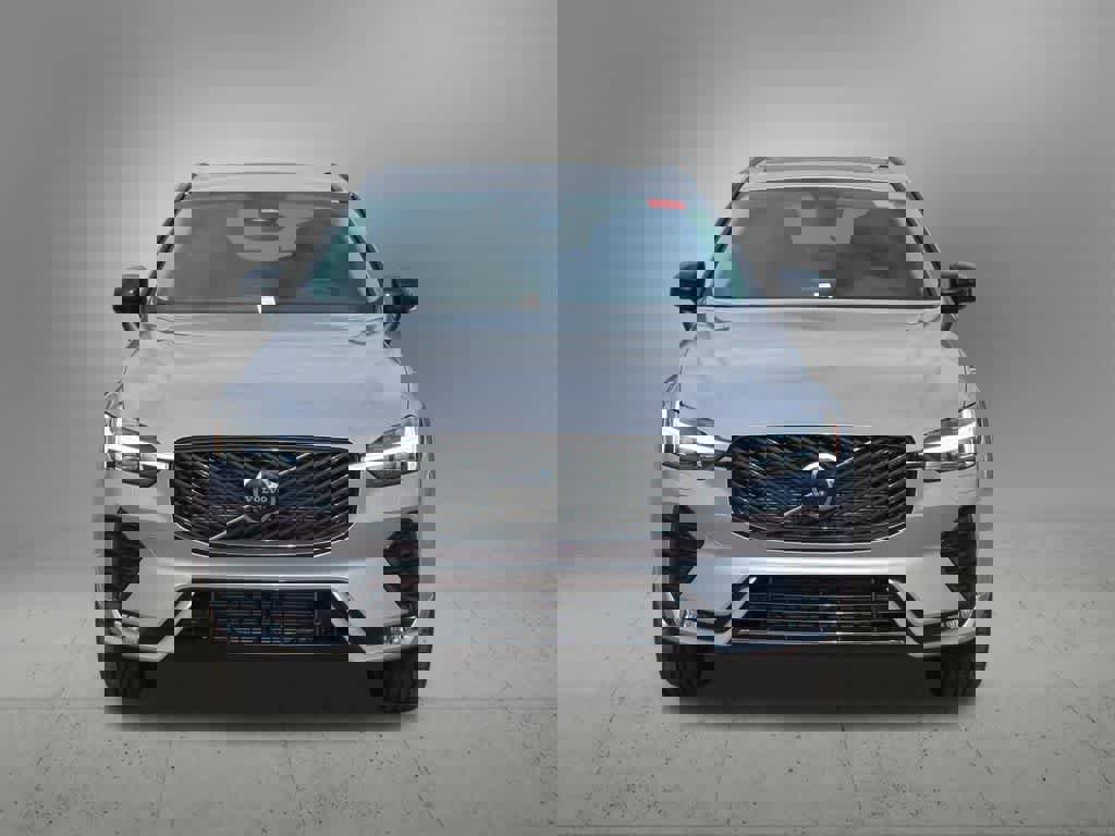 Used 2026 Volvo XC60 B5 Plus w/ Protection Package Premier image 9