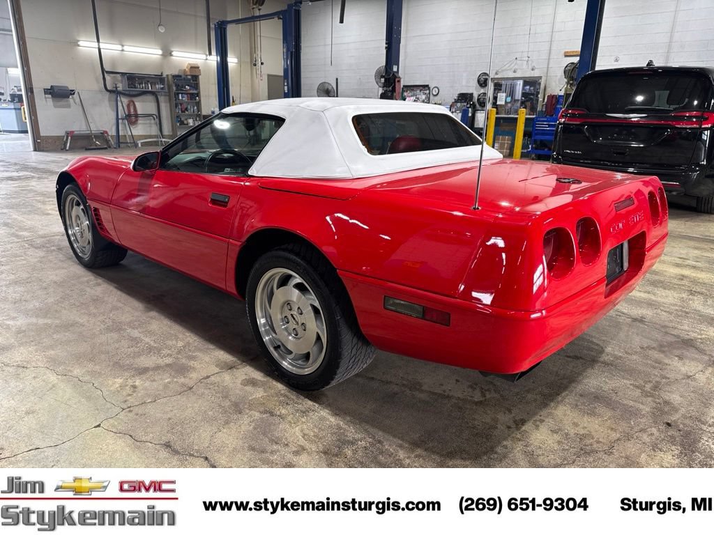Used 1995 Chevrolet Corvette Convertible RWD image 7
