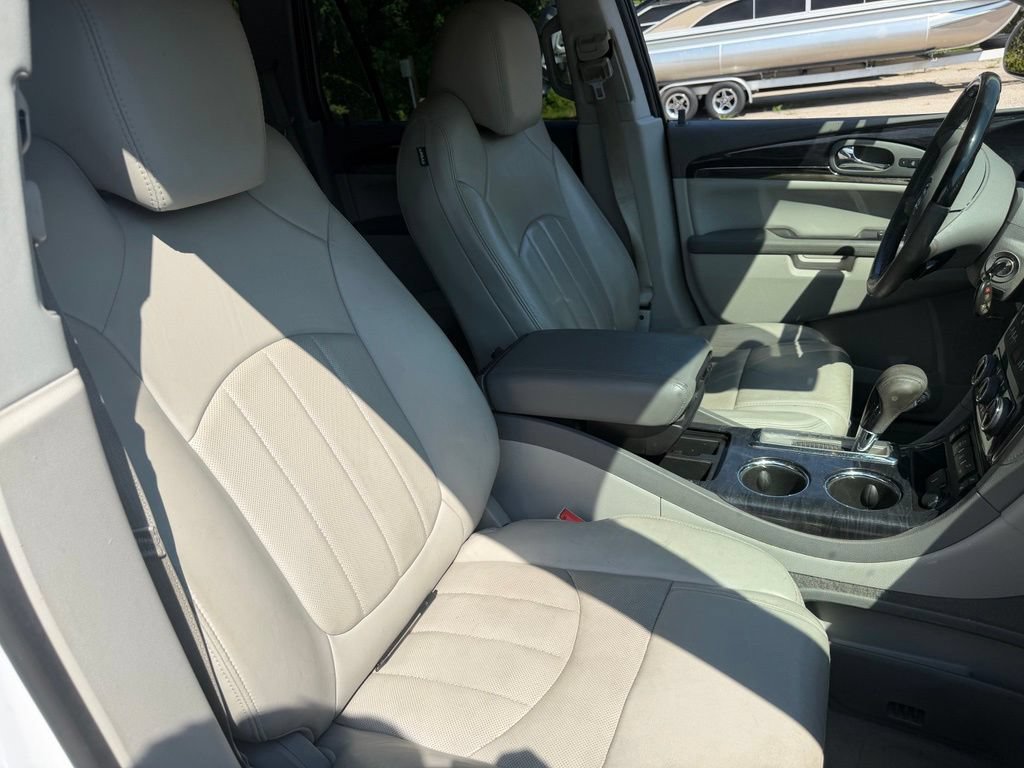 Used 2016 Buick Enclave Leather FWD image 13