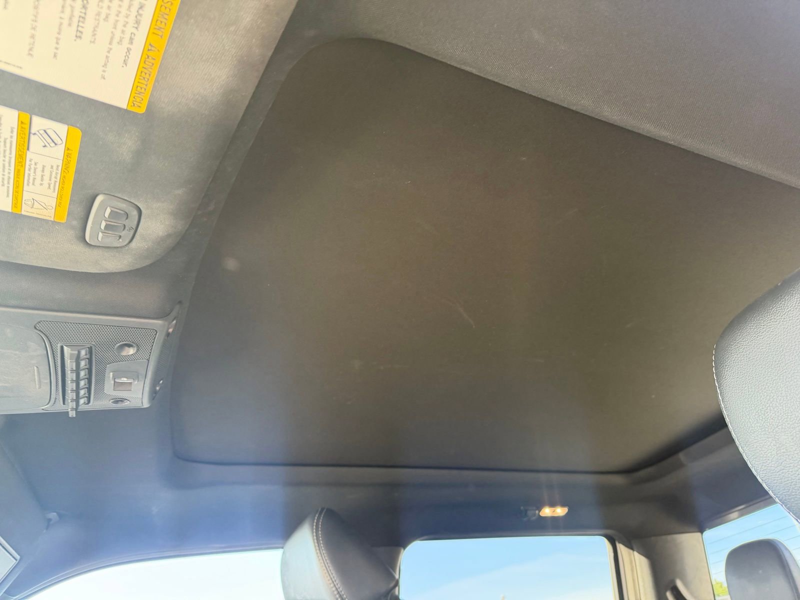 Used 2022 Ford F250 Lariat w/ Tremor Off-Road Package image 8