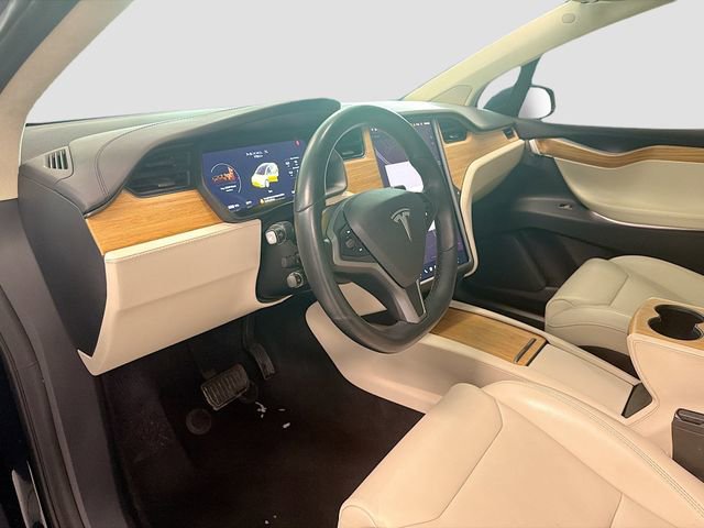 Used 2018 Tesla Model X 75D image 9