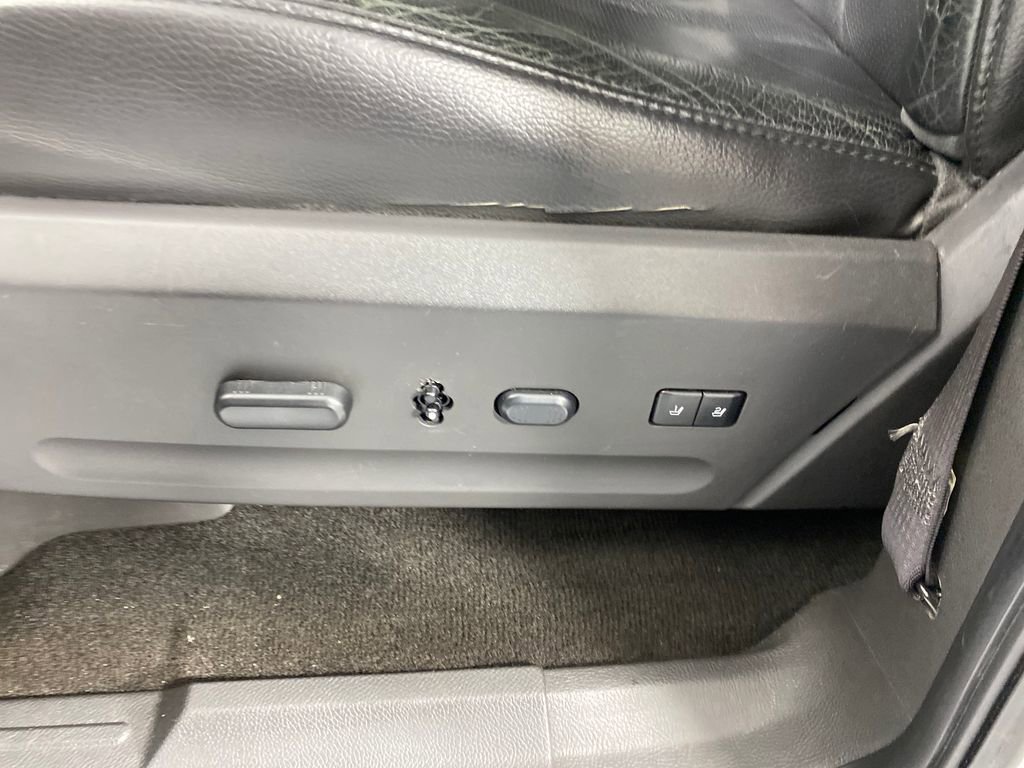 Used 2013 Ford Expedition Limited image 8