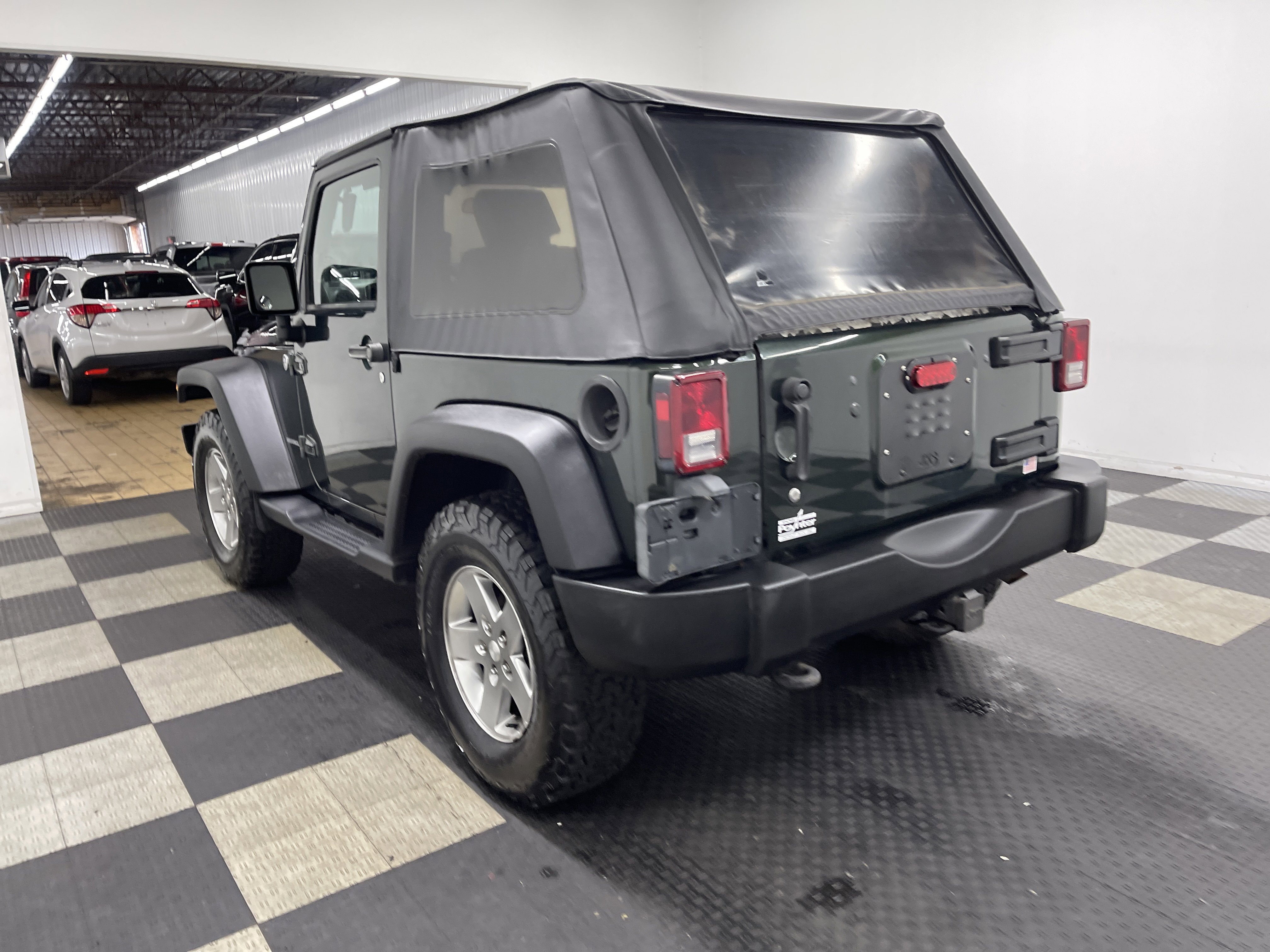 Used 2010 Jeep Wrangler Rubicon w/ PWR Convenience Group AWD/4WD image 2