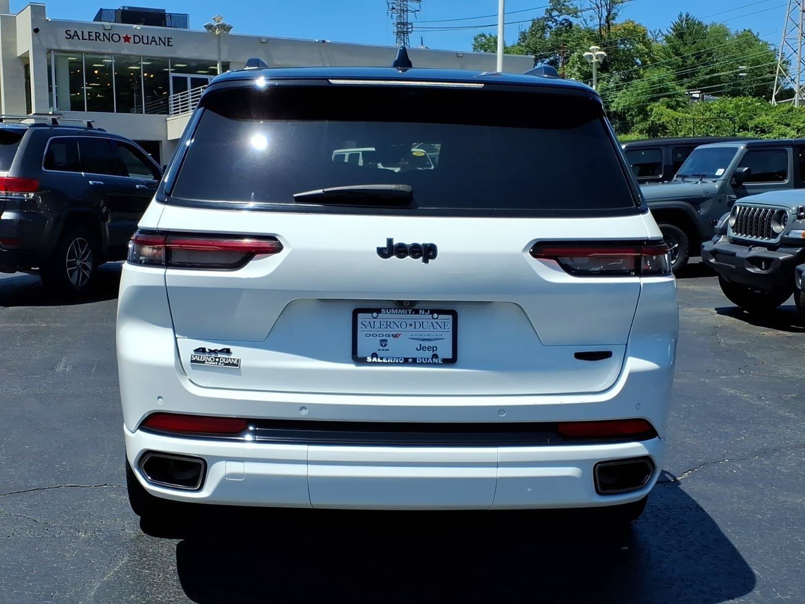 Certified 2024 Jeep Grand Cherokee L Summit AWD/4WD image 5