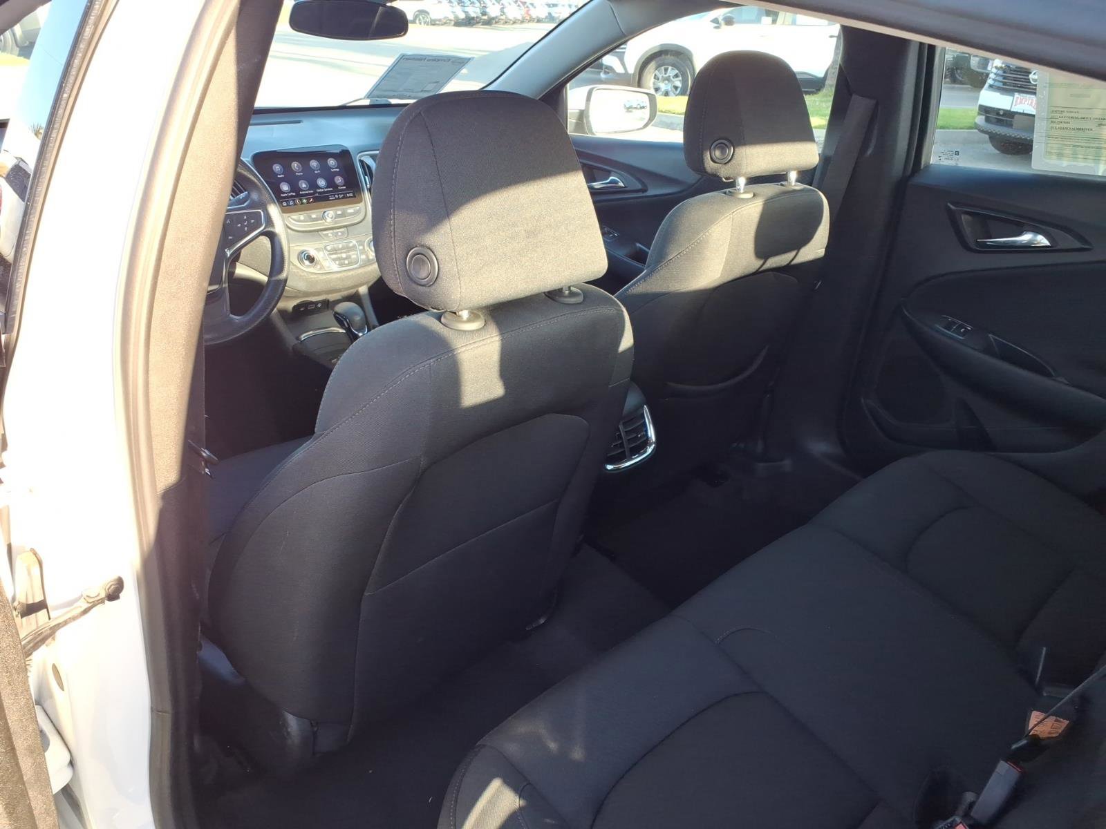 Used 2024 Chevrolet Malibu LT image 11