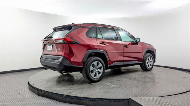 Used 2021 Toyota RAV4 LE AWD/4WD image 8